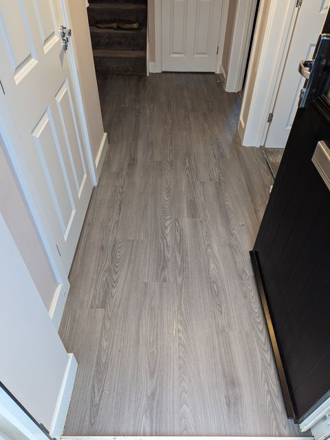 Straight plank grey LVT, hallway